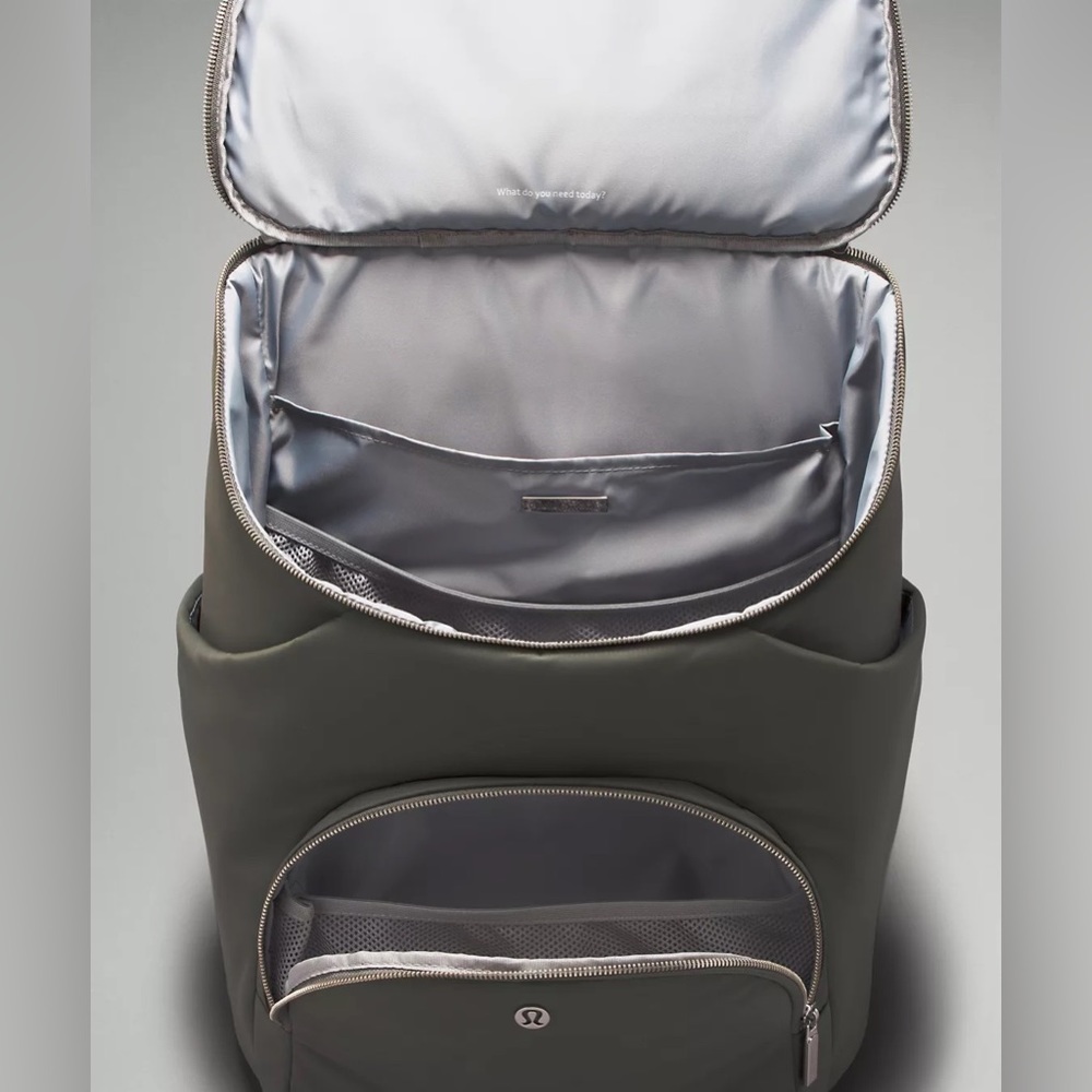 LULULEMON NEW PARENT BACKPACK - Picture 12 of 17